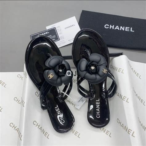 chanel flower slides